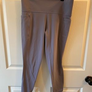 Athleta Salutation Stash Pocket 7/8 Tight Large